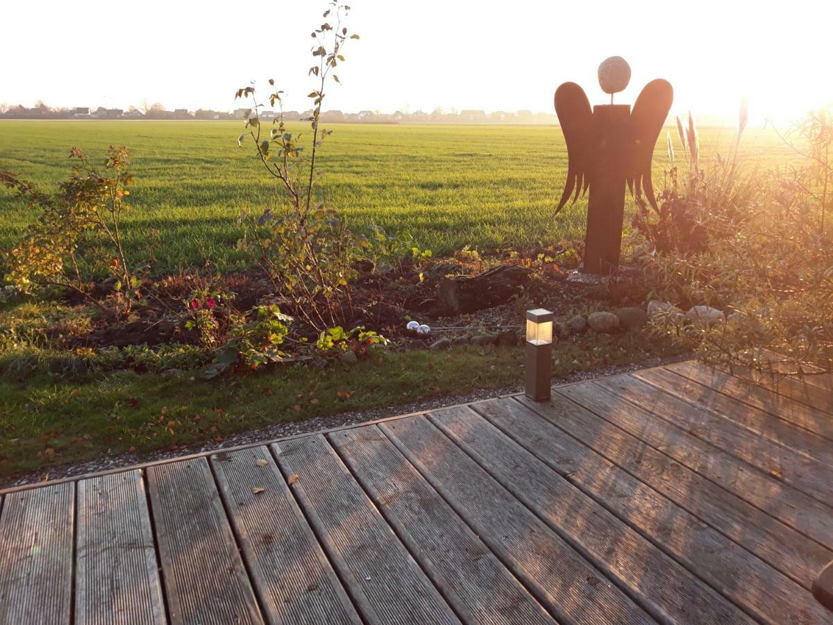 Mien Leevsten Carolinensiel Exterior foto